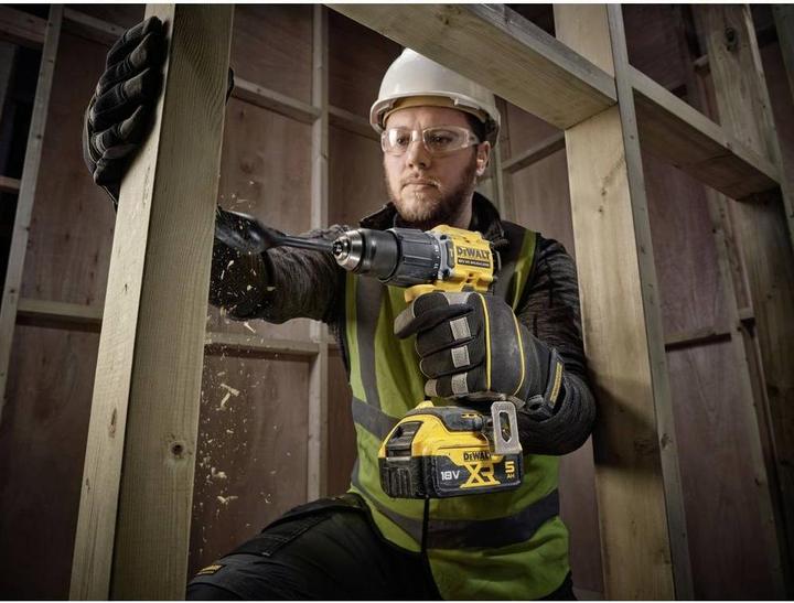 Image du produit DeWalt DCD799P2T-QW 2-Gang-Akku-Schlagbohrschrauber inkl. 2. Akku, inkl. Ladeg