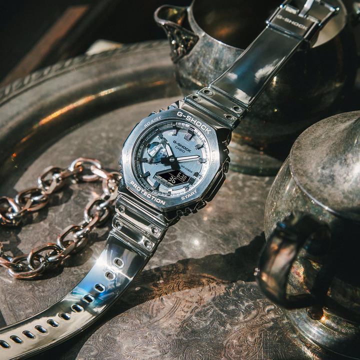 Produktbild Casio GM-2100YM-8AER (Chronograph, Analoguhr, Digitaluhr, 49.30 mm)