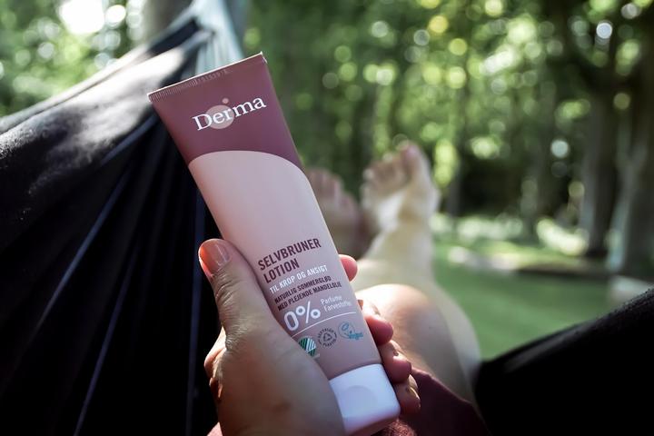 Produktbild Deroma Selftanning Lotion 150 ml (Selbstbräunungstuch, 150 ml)