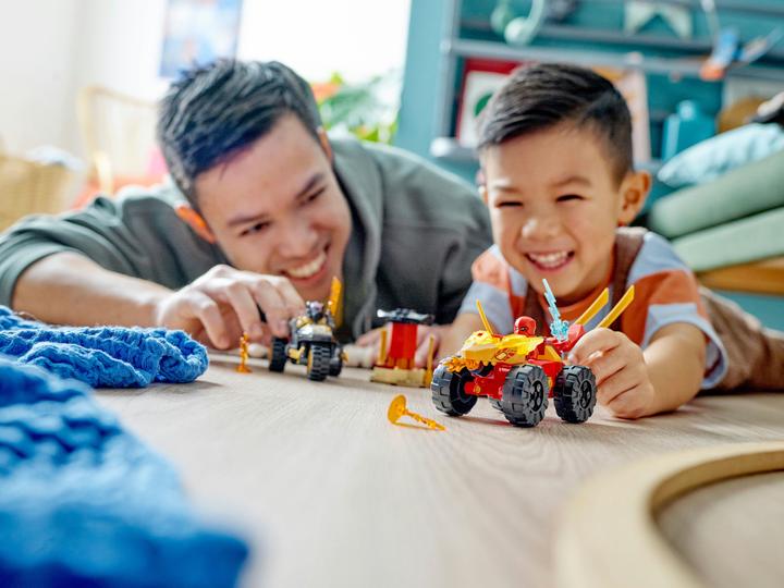 Produktbild LEGO Verfolgungsjagd mit Kais Flitzer und Ras' Motorrad (71789, LEGO Ninjago)