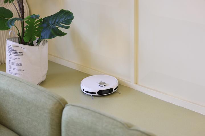Actual product image EZVIZ RS20 Pro (Vacuum mopping robot)