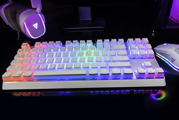 Actual product image Modecom VOLCANO LANPARTY RGB PUDDING EDITION White gaming keyboard Blue US (US, Cable)
