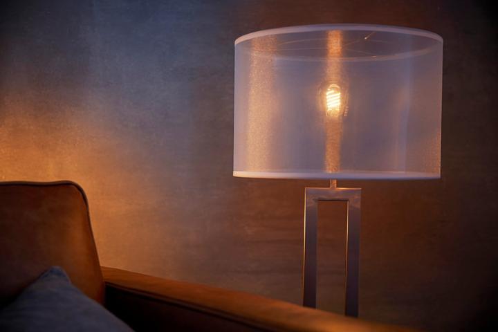 Produktbild Philips Hue White BT (E27, 7 W, 550 lm, 1 x, G)