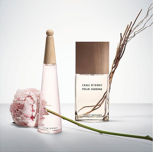 Image du produit Issey Miyake Eau & Pivoine Eau de Toilette Intense (Eau de toilette, 50 ml)