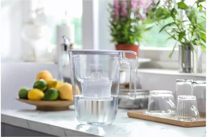 Actual product image Philips Micro Xclean 2.6l jug white AWP2935WHT (1 x)