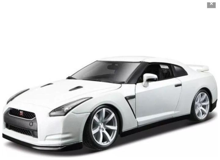 Produktbild Bburago Nissan GT-R 2017 1:24