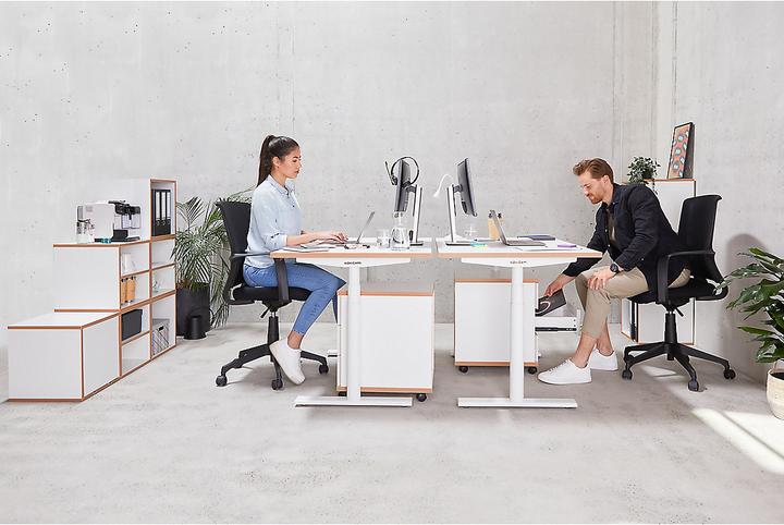 Produktbild Novigami Schreibtisch elektrisch höhenverstellbar Josi | Stehpult | BxT 1600 x 800 mm | Gestell Schwarz | Oka