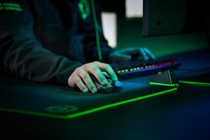 Productafbeelding Razer Viper Ultimate met laadstation (Draadloze)
