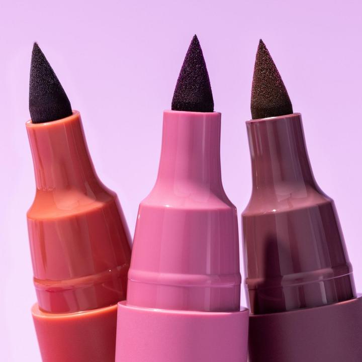 Image du produit essence line n' STAIN! TATTOO LIP LINER crayon à lèvres (02 Must Have Brown)