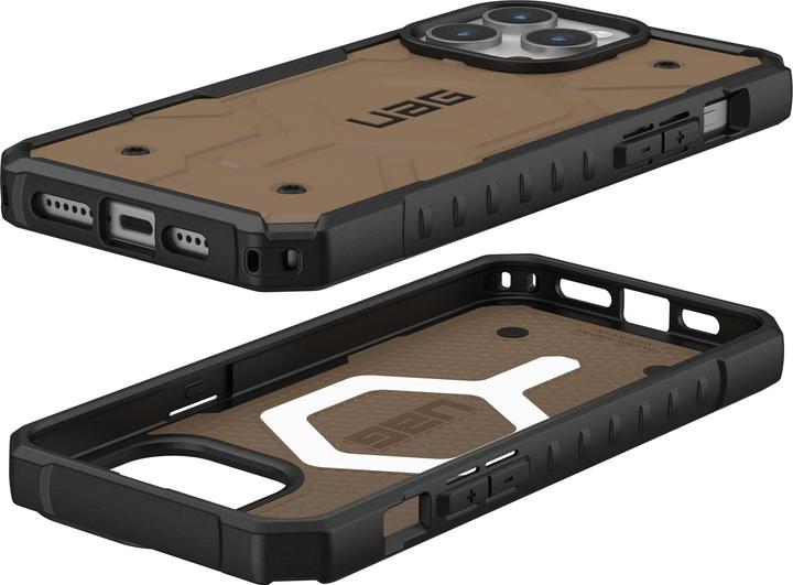 Actual product image UAG Pathfinder Magsafe Case (Apple iPhone 15 Pro Max)