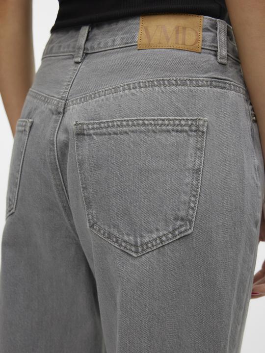 Actual product image Vero Moda VMTOKYO Niedrige Taille Gerade geschnitten Jeans Straight-Fit (W31/L32)