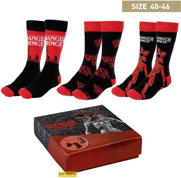 Immagine prodotto Cerda STRANGER THINGS - Confezione da 3 paia di calze da ginnastica (taglia 40-46) (confezione da 3, 40 - 46)