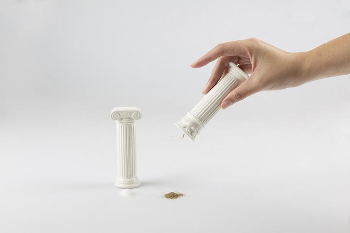Actual product image Doiy Hestia Salt & Pepper Mills Columns White (Salt, Pepper)
