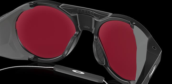 Actual product image Oakley Clifden