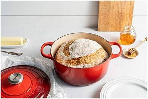 Actual product image Le Creuset Signature (24 cm, Casserole + Stewpot, Cast iron)