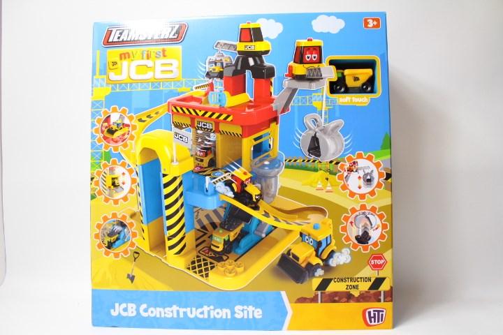 Actual product image JCB Garage with truck and stones MY 1ST
