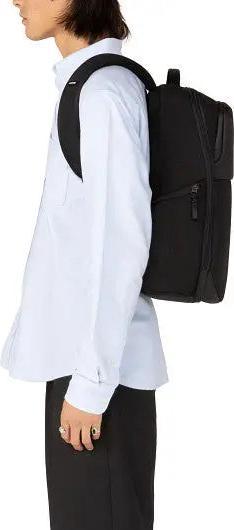 Actual product image Incase A.R.C. Daypack (19.50 l)