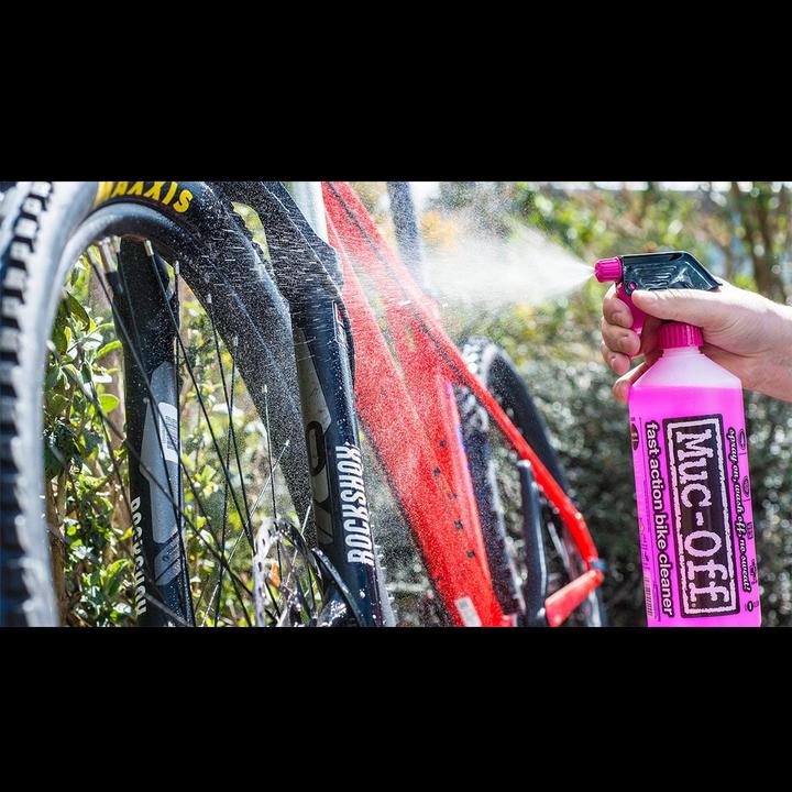 Image du produit Muc-Off Wash Protect Dry Lube (1000 ml, Lubrifiant universel, Nettoyant pour vélo, Ensemble de soins)