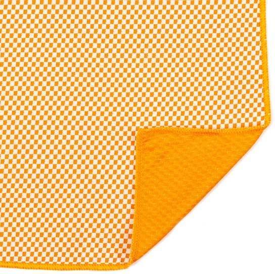 Produktbild Tembo Bambus Reisehandtuch mit Aktivkohlefasern Orange L