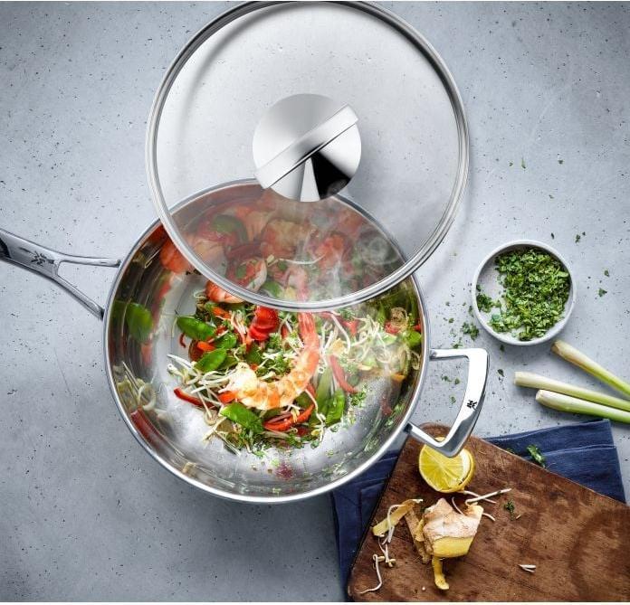 Produktbild WMF Wok Wokpfanne 36cm mit Glasdeckel Induktion Edelstahl (36 cm, Wok Pfanne, Edelstahl)