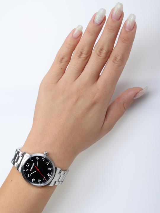 Actual product image Wenger Avenue 01.1621.102 (Analogue wristwatch, 35 mm)