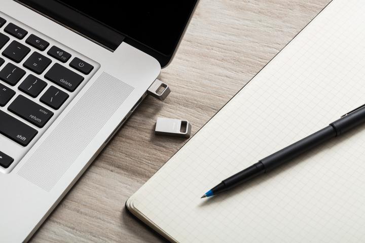 Actual product image Kingston DataTraveler Micro (32 GB)