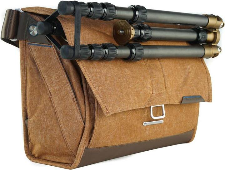 Immagine prodotto Peak Design Messenger Everyday 15" Heritage Tan (Borsa a tracolla per fotocamera)