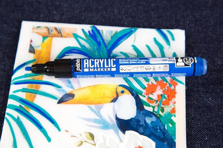 Actual product image Pebeo Acrylic Marker Extra Fine 0,7mm Tip (Red, 0.70 mm)