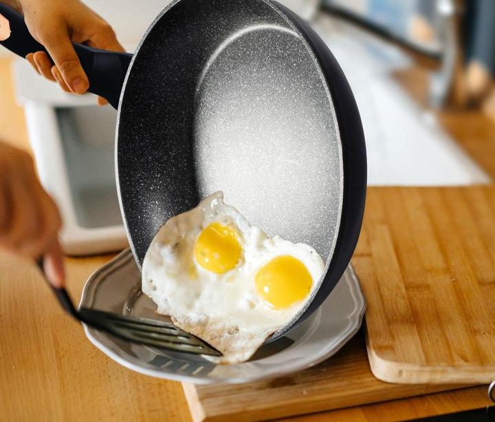 Actual product image BerlingerHaus GRANITE FRY 28cm BERLINGER HOUSE Black ROSE BH-1635 (Frying pan, Aluminium)
