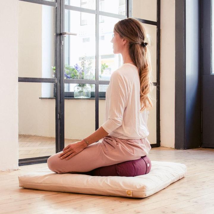 Produktbild Lotuscrafts Zafu-Meditationskissen Zen Kapok Bordeaux (15 cm)