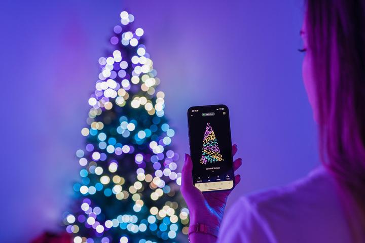 Actual product image Twinkly Tree PreLit (210 cm)