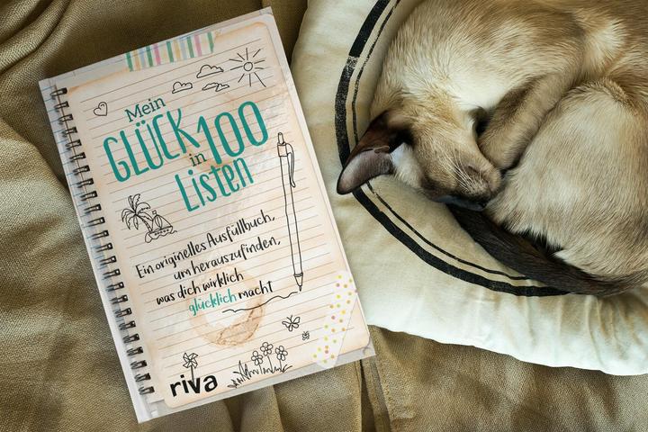 Actual product image Mein Glück in 100 Listen (German, Riva Publishing House, 2017)