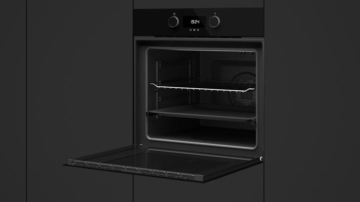 Actual product image Teka Oven HLB8400P 70 L 3552W A+ Zwart