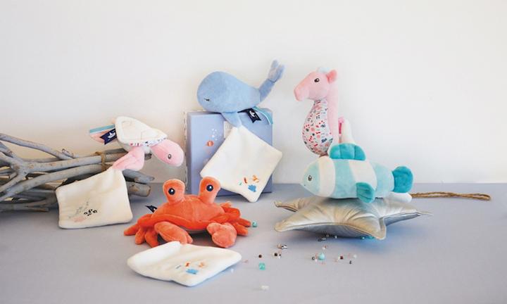 Actual product image Doudou et Compagnie Seahorse with cuddle cloth, pink 17cm (MQ2) **