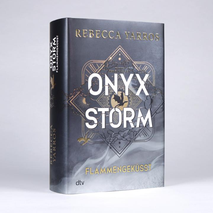 Image du produit Onyx Storm (Allemand, Julia Schwenk, Michelle Gyo, Rebecca Yarros, 2025)