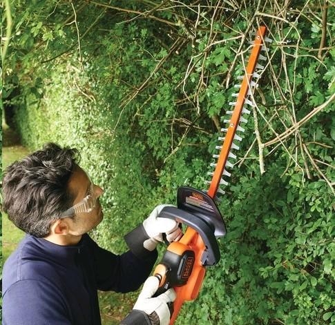 Actual product image Black & Decker 18v Powercommand 2,0ah (Cordless hedgecutters)