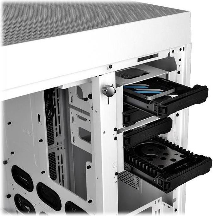 Actual product image Thermaltake Tower 900 - Snow Edition (E-ATX, ATX, mATX, Mini-ITX)