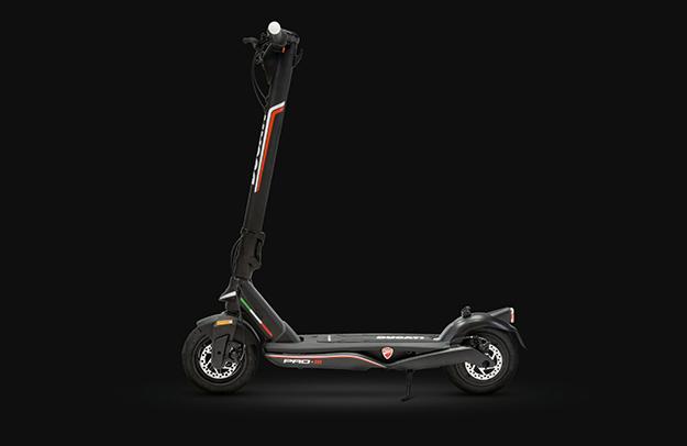 Produktbild Ducati E-Scooter Pro-III (25 km/h, 50 km, 350 W)