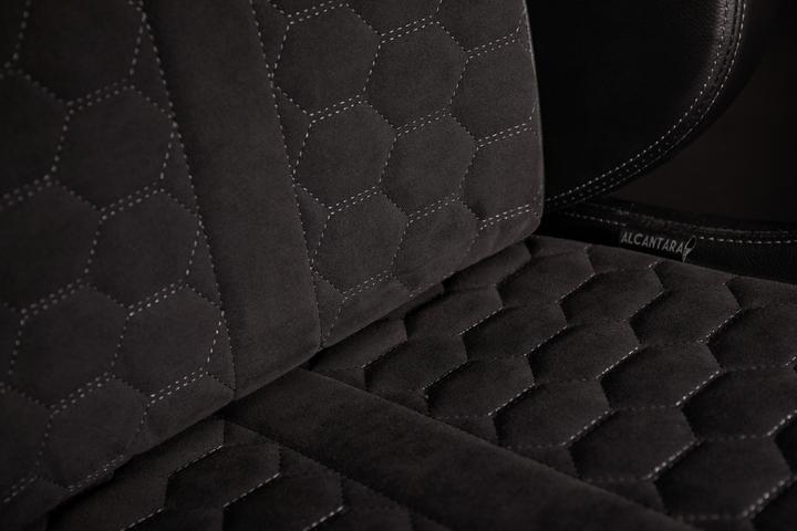 Immagine prodotto Joule Performance Stealth Alcantara