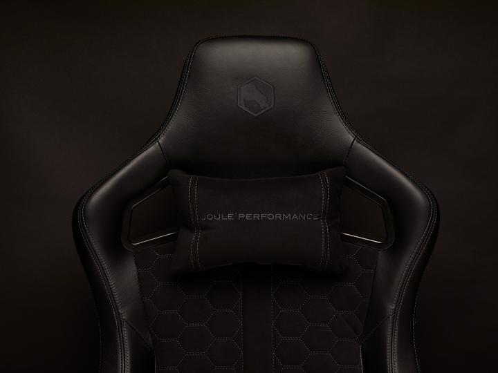 Immagine prodotto Joule Performance Stealth Alcantara