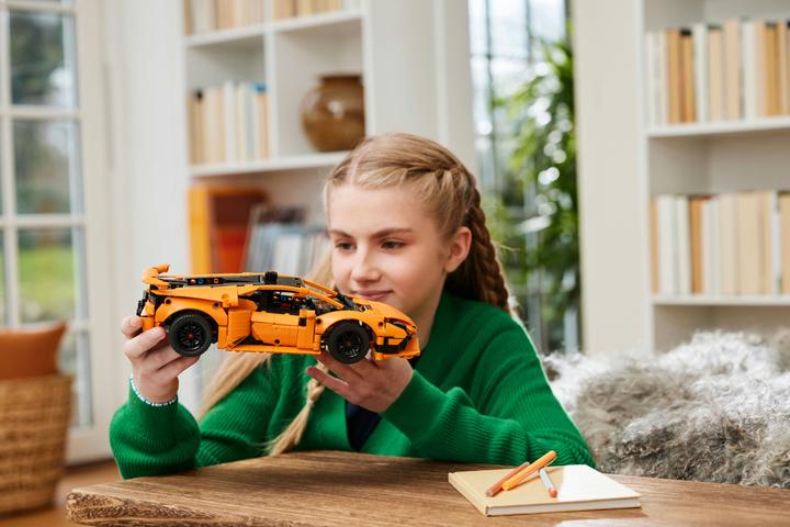 Produktbild LEGO Technic Lamborghini Huracán (42196, LEGO Technic, LEGO Seltene Sets)