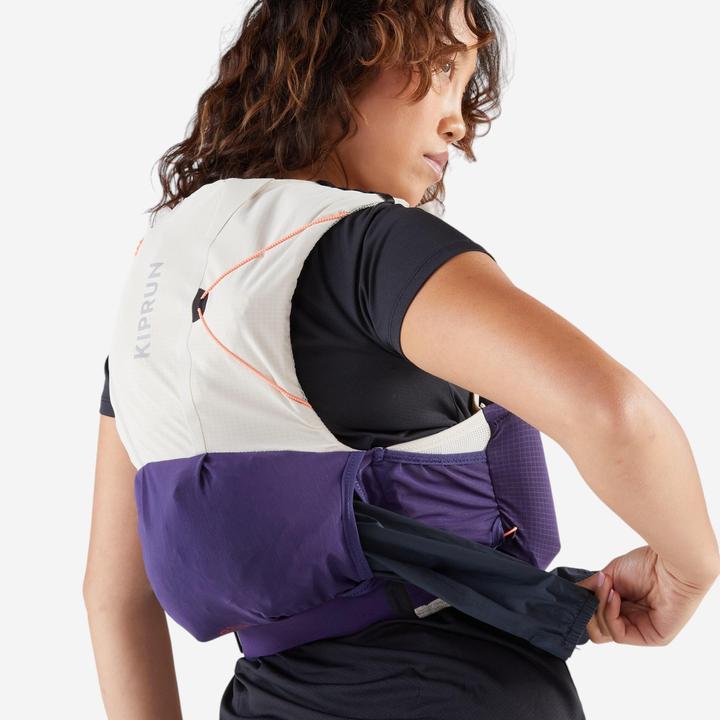 Immagine prodotto Kiprun Laufrucksack Trailrunning 8 Liter Damen - beige/lila (8 l)