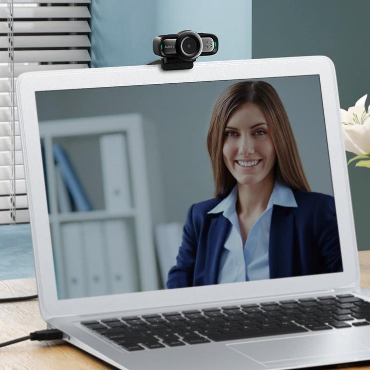 Actual product image Aukey Pro (2 Mpx)