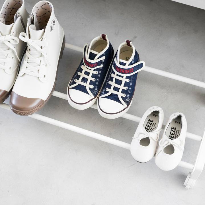 Actual product image Yamazaki TOWER shoe rack with castors