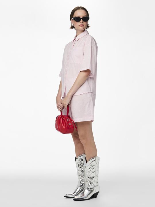 Actual product image Pieces PCEMMA Bestickte Shorts (M)