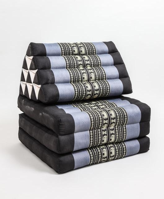 Actual product image Cachet Dreieckskissen mit 3 Matten (54 cm)