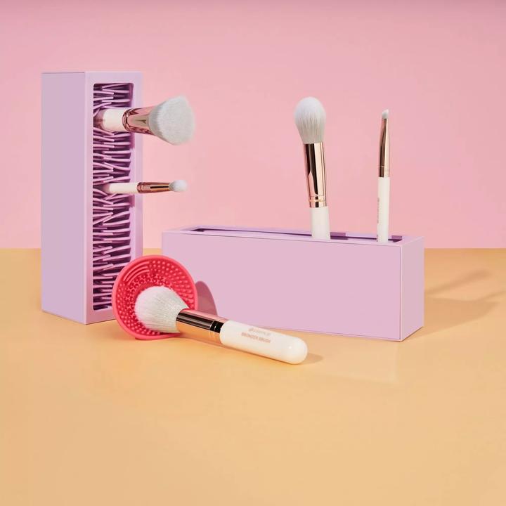 Produktbild essence Brush Cleansing Set 01