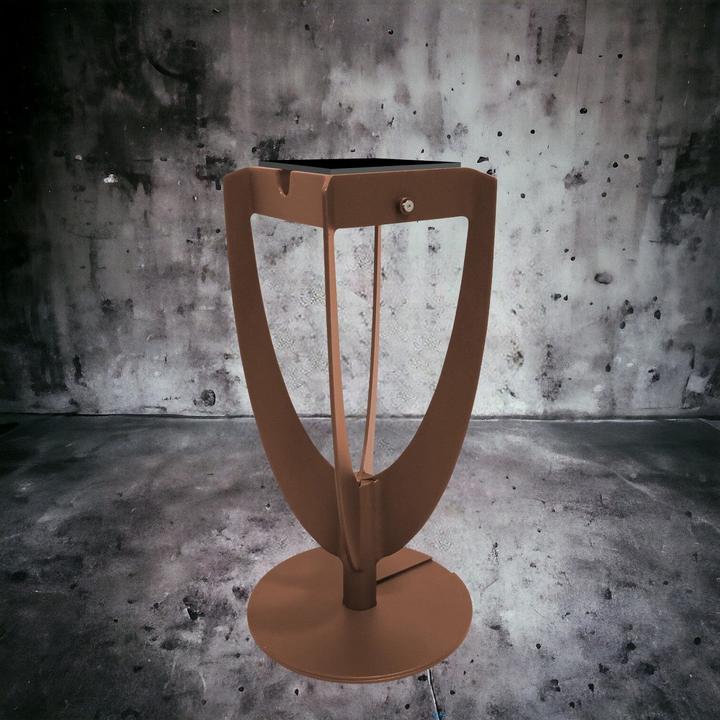 Actual product image Les Jardins Tulip aluminium solar lamp 300 lumens (300 lm)