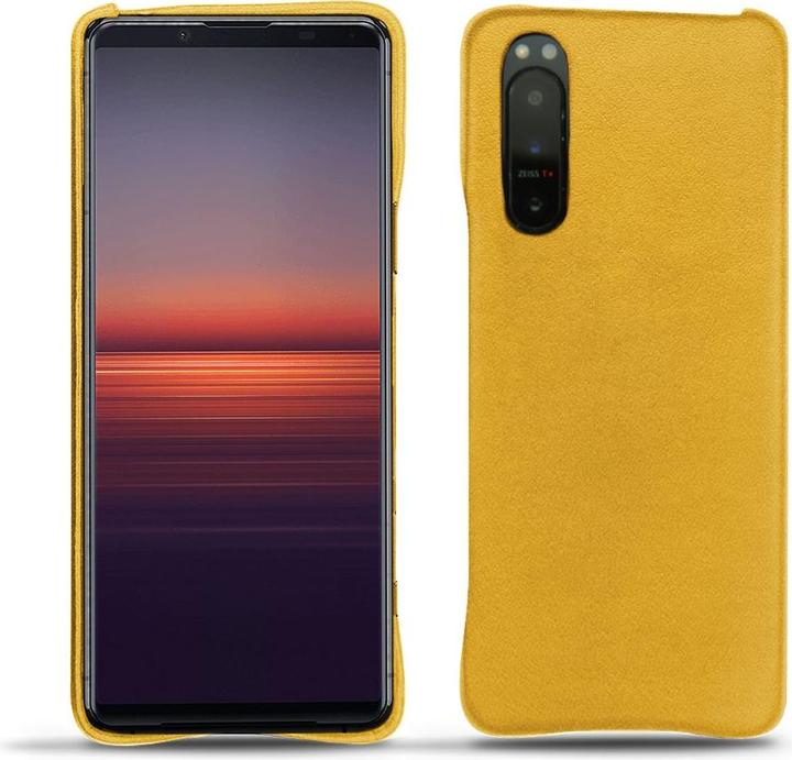 Jaune soulèu ( Pantone #F3B934 )