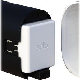 Actual product image Arlo Pro 4 VMC4450P 4er-Set (2688 x 1520 pixels)